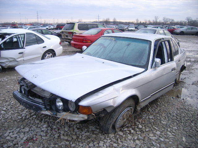 BMW 735i
