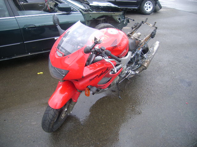 Honda VTR1000F (SUPERHAWK)