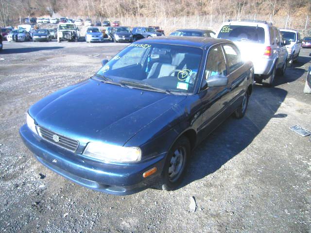 Suzuki Esteem