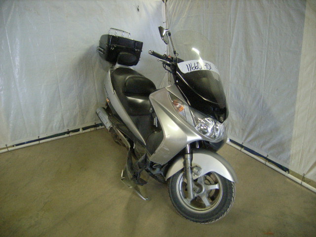 Suzuki AN400K