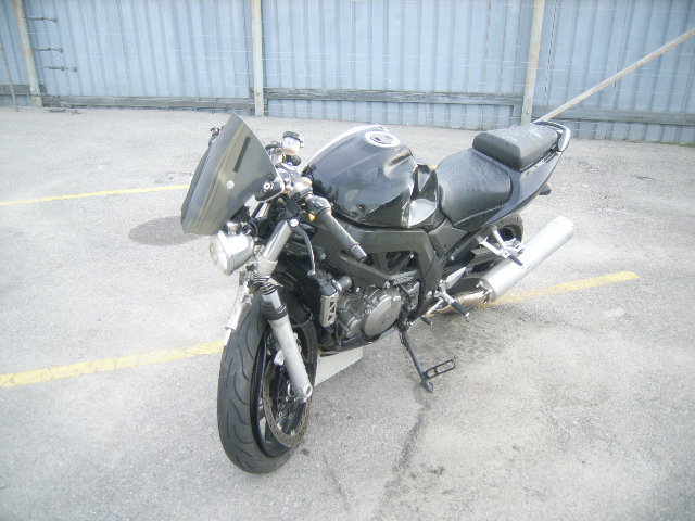Suzuki SV1000 / SV1000S