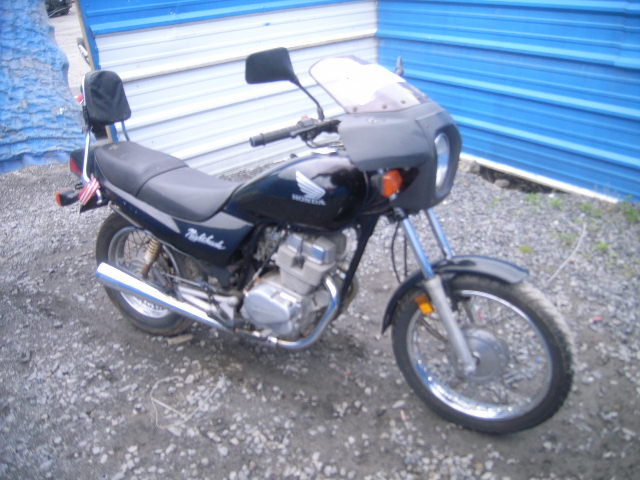 Honda CB250 (Nighthawk)