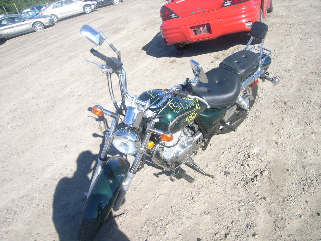 Suzuki GZ250