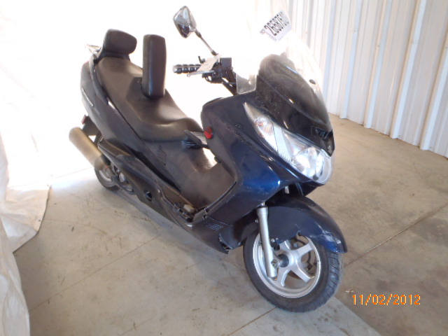 Suzuki AN400K