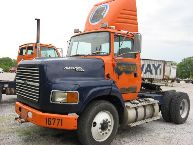 Ford LA9000