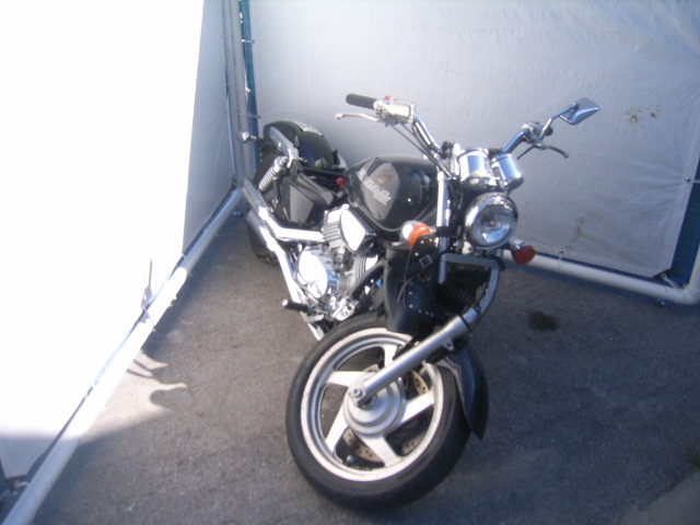 Honda VF750C (MAGNA)