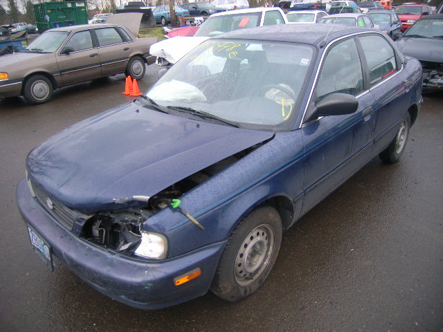 Suzuki Esteem