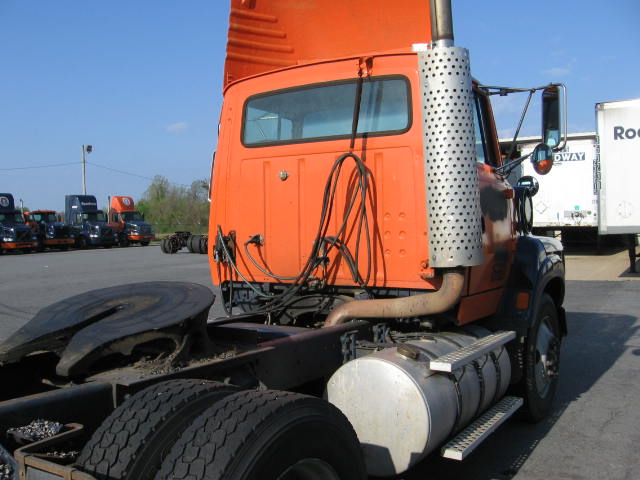Ford LA9000