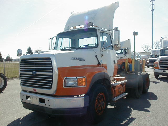 Ford LA9000