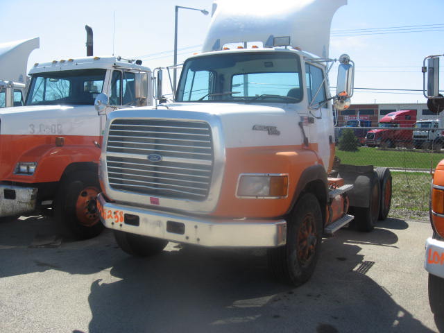 Ford LA9000