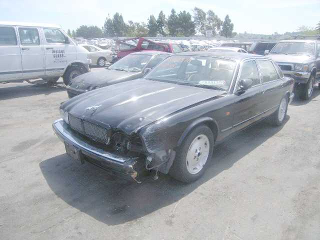 Jaguar XJR