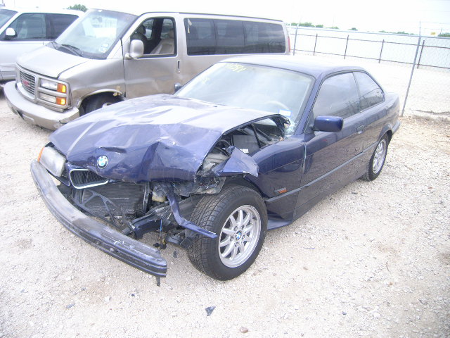 BMW 318iS
