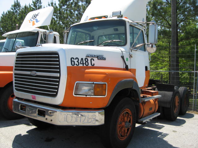 Ford LA9000