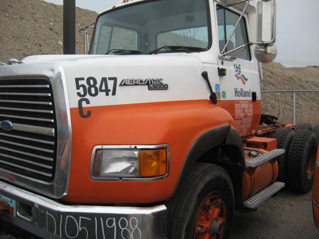 Ford LA9000
