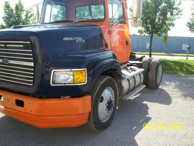 Ford LA9000