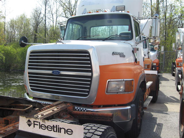 Ford LA9000