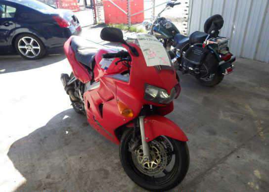 Honda VFR800Fi (INTERCEPTOR)