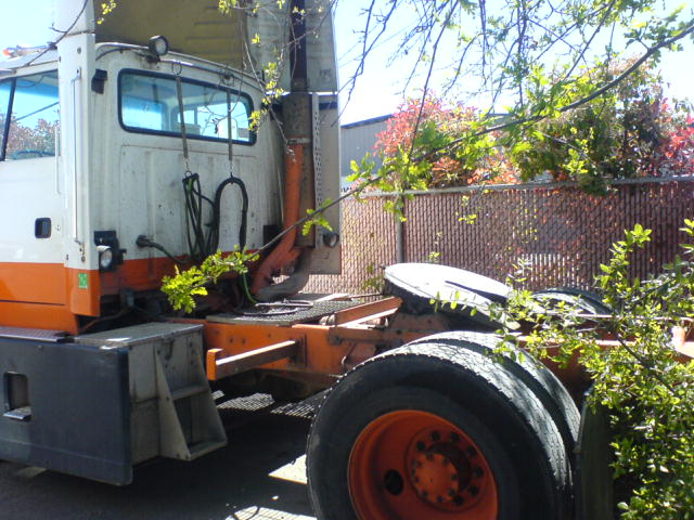 Ford LA9000