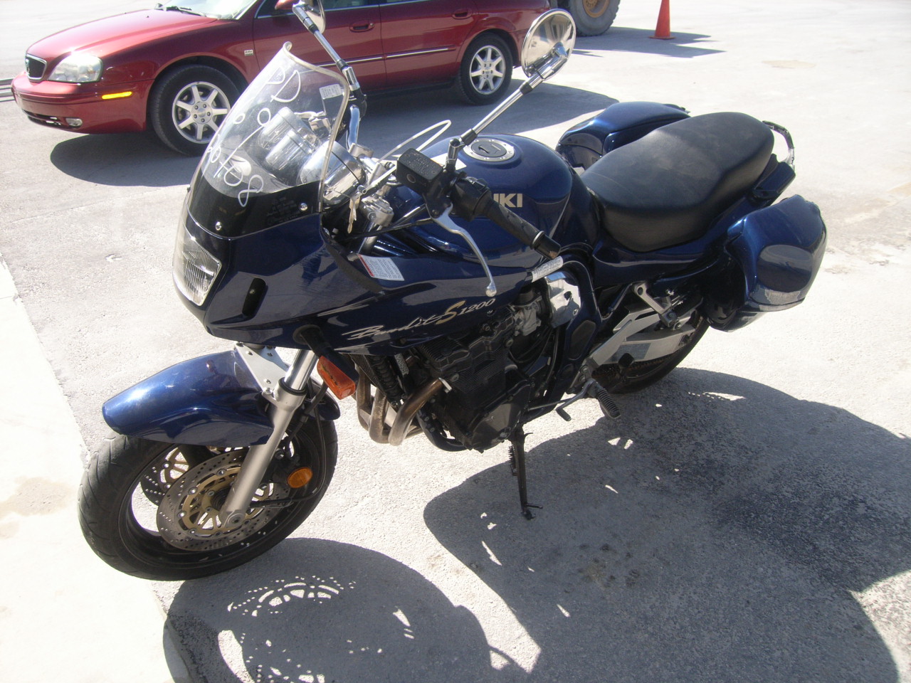 Suzuki GSF1200S