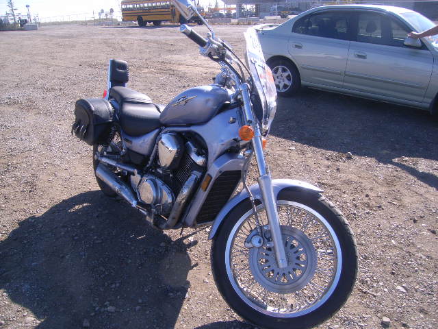 Suzuki VS800