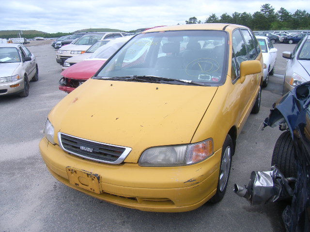 Isuzu Oasis