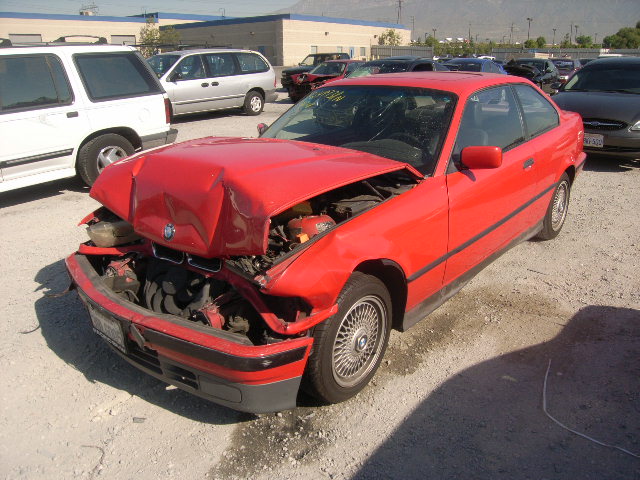 BMW 318iS