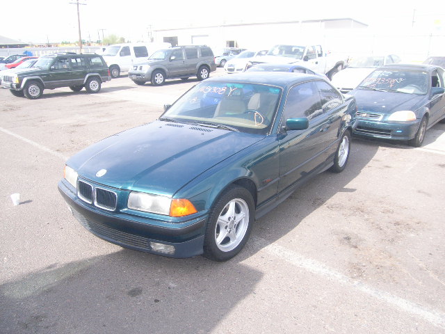 BMW 318iS