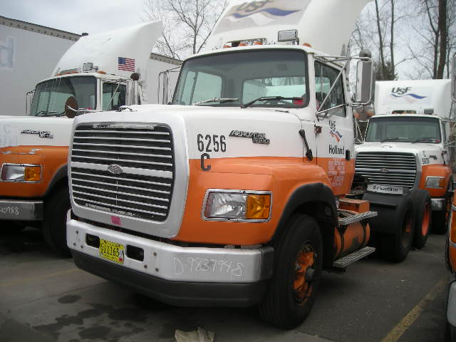 Ford LA9000
