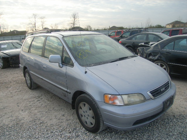 Isuzu Oasis