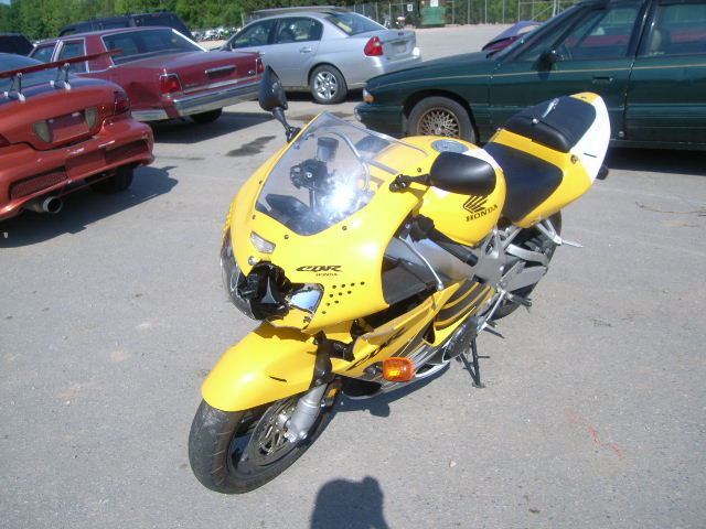 Honda CBR900