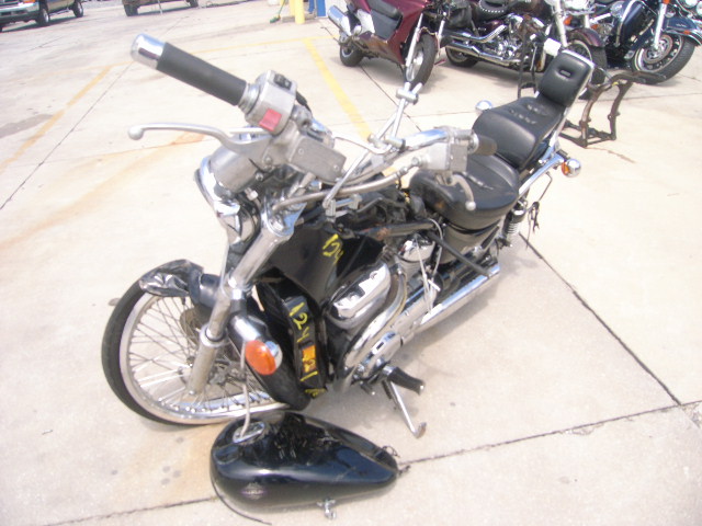 Suzuki VS800GL