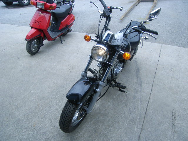 Suzuki GZ250