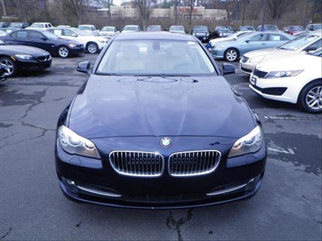 2011 BMW 528i