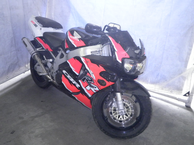 Honda CBR900
