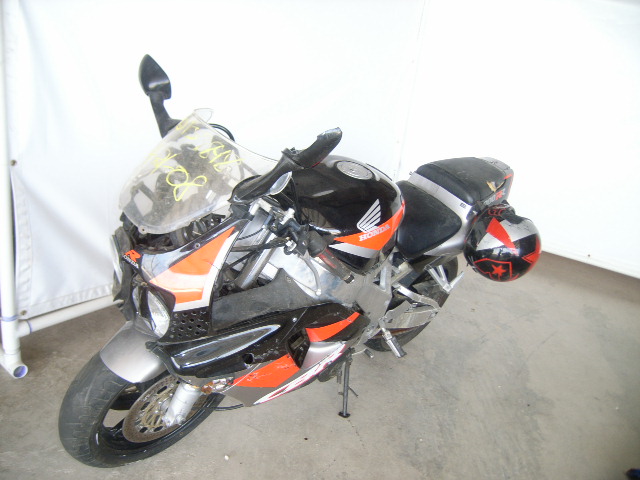 Honda CBR900
