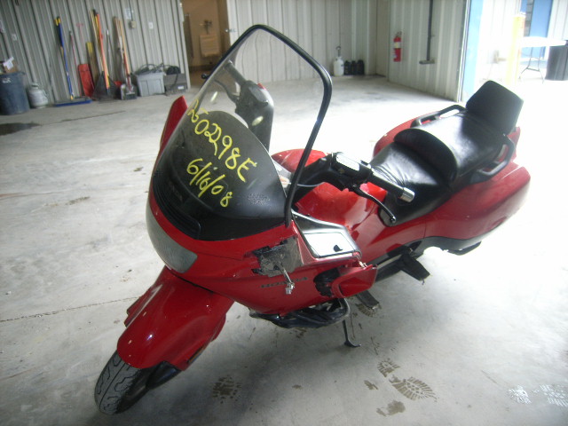 Honda PC800 (PACIFIC COAST)