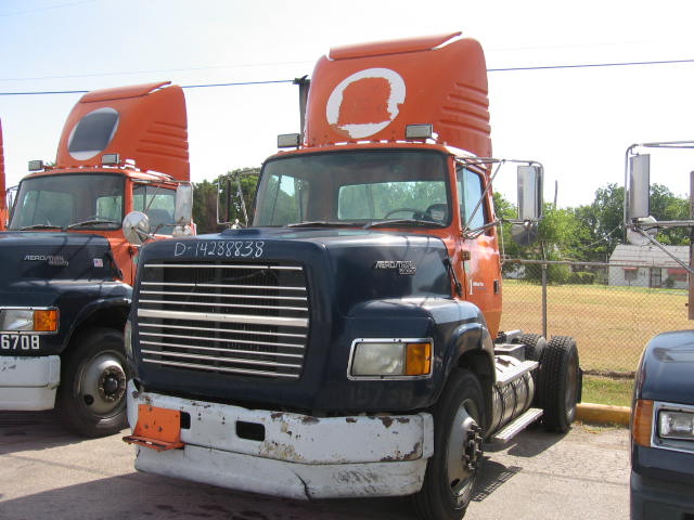 Ford LA9000