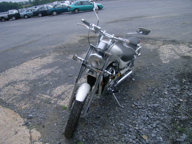 Suzuki VS800