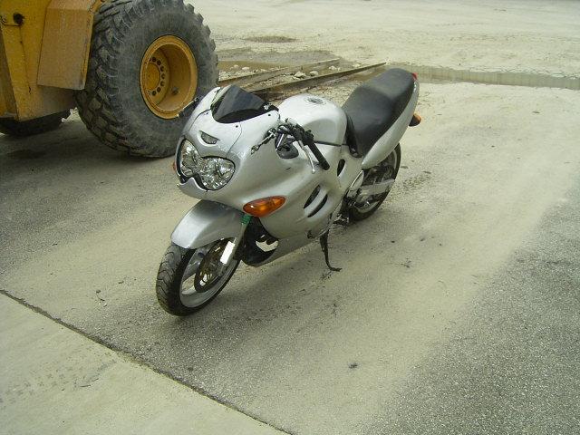 Suzuki GSX600F
