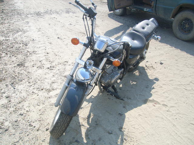 Suzuki GZ250