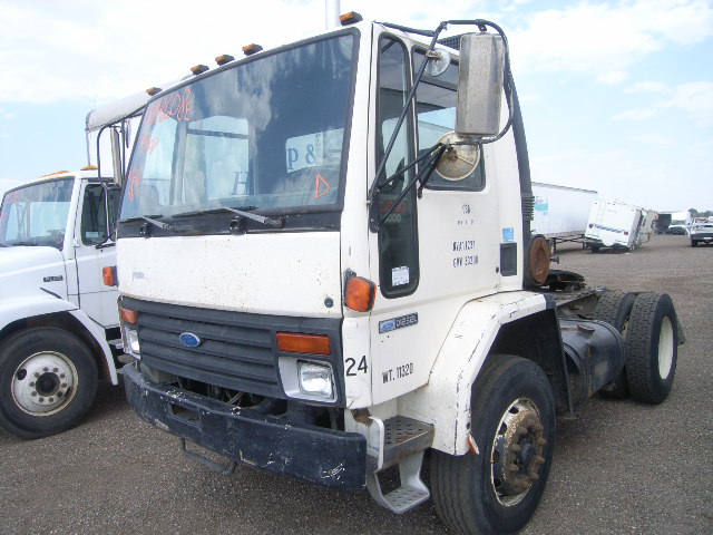 Ford CF8000