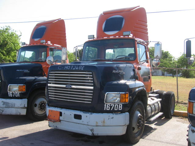 Ford LA9000