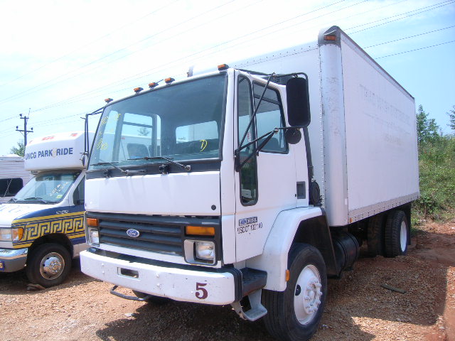 Ford CF7000