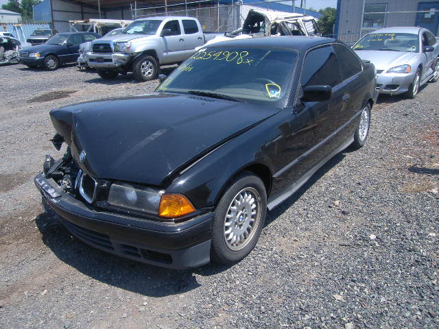 BMW 318iS