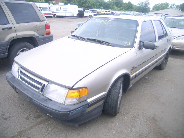 Saab 9000