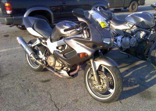 Honda VTR1000F (SUPERHAWK)