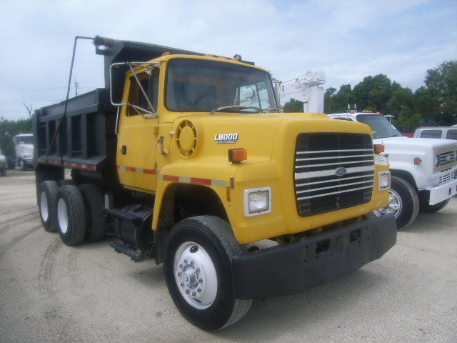 Ford LT8000