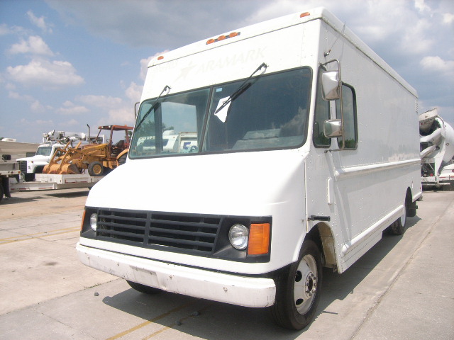 GMC P Truck Forward