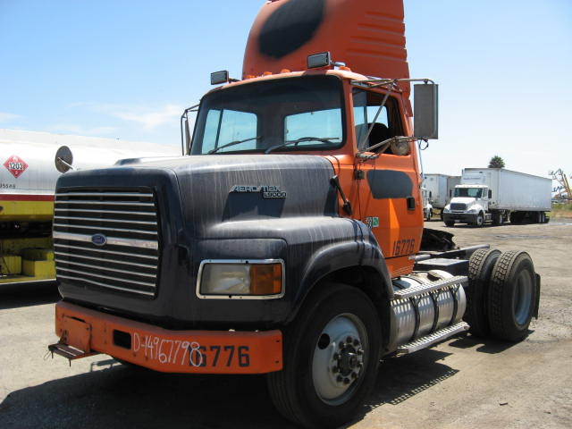 Ford LA9000