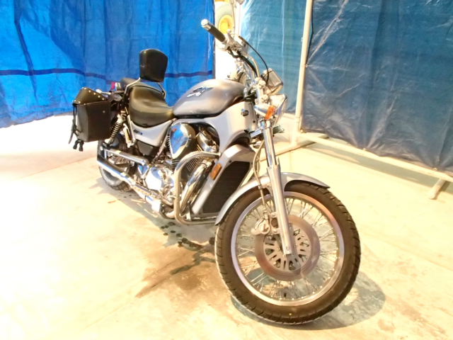 Suzuki VS800